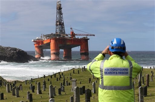 Fuel Tanks Breached on Oil Rig Swept onto Scottish Beach