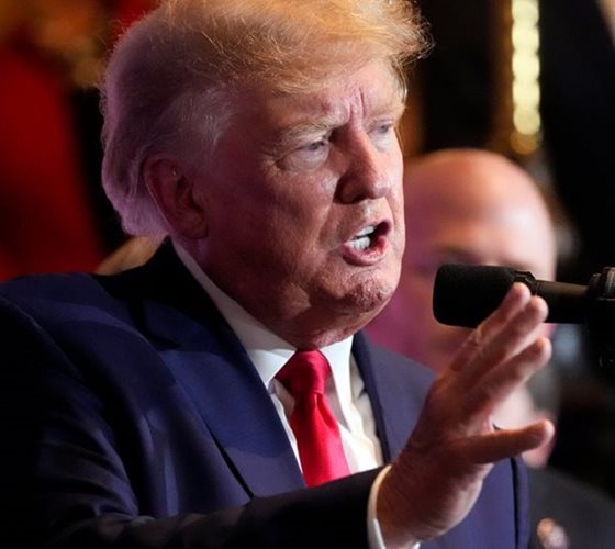 Meta Restores Donald Trump's Access to Facebook, Instagram