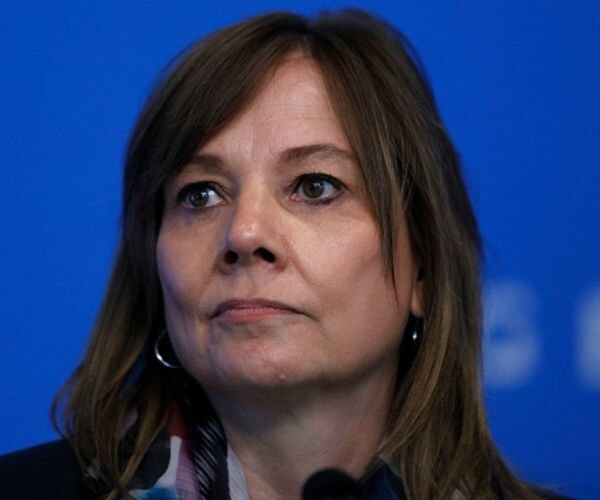 Kudlow: GM CEO Offered to Make Ventilators for Outbreak