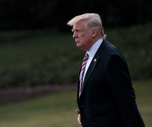 Trump's Consumer-Grade Android Phone Highly Vulnerable