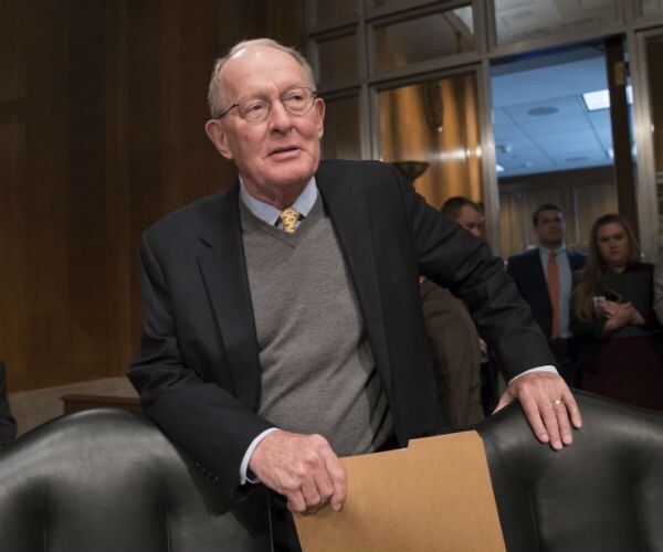 Lamar Alexander: Trump Offers Encouragement on Healthcare Compromise