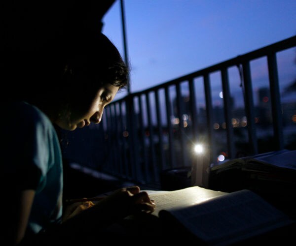 Blackout Hits Northern Puerto Rico Following Fire, Explosion