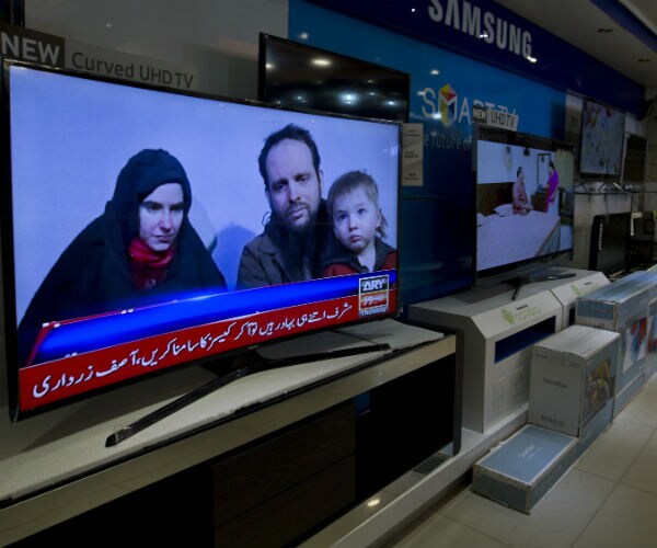 Family Freed From Militants Leaves Pakistan