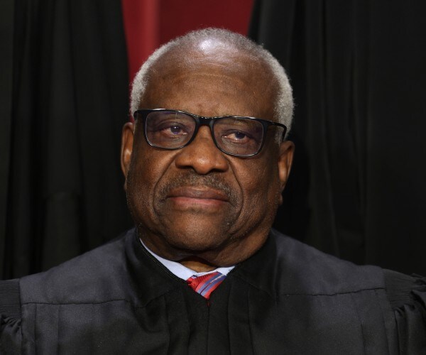 us supreme court justice clarence thomas 