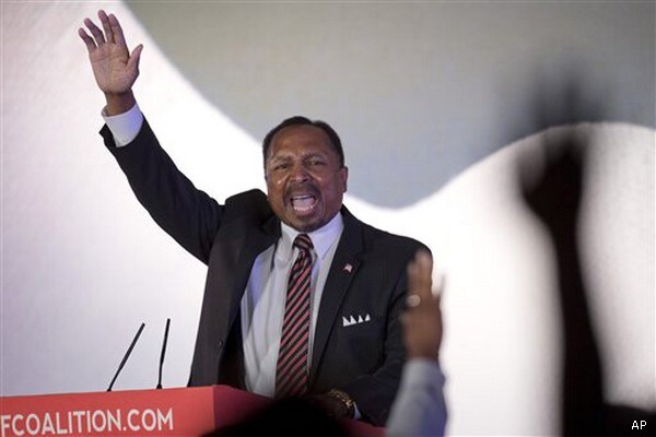 Virginia Lt. Gov. Candidate Gets Hero's Welcome at Faith Conference