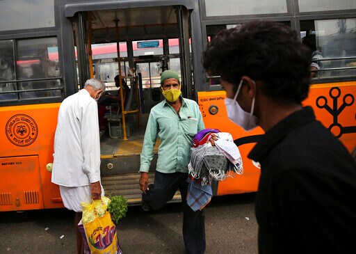 India Says it Hasn't Banned the Export of COVID-19 Vaccines