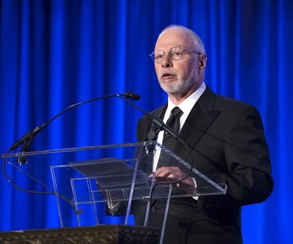 Paul Singer Said to Reopen Flagship Hedge Fund to New Capital