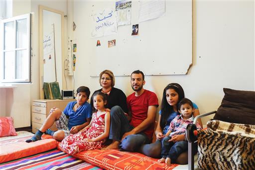 Refugees Mark End of Ramadan in Germany with Mixed Feelings