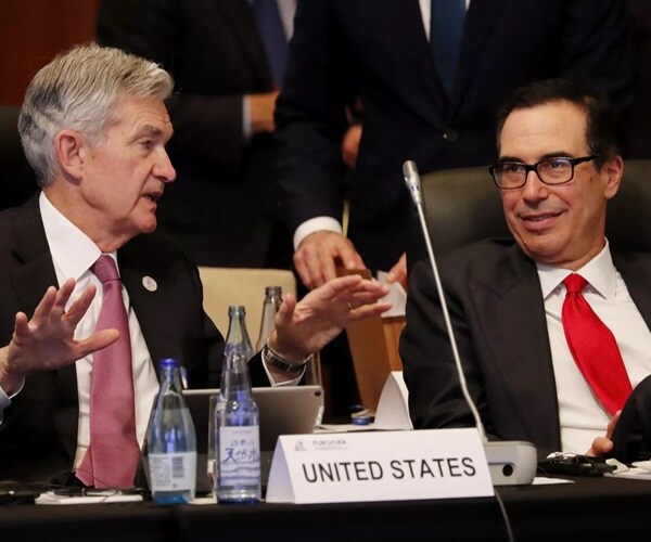 Fed's Powell Spoke Almost Daily With Treasury's Mnuchin in April