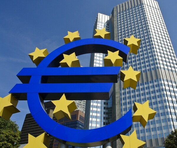 ECB Unexpectedly Dials Back Stimulus Pledge as Economy Improves