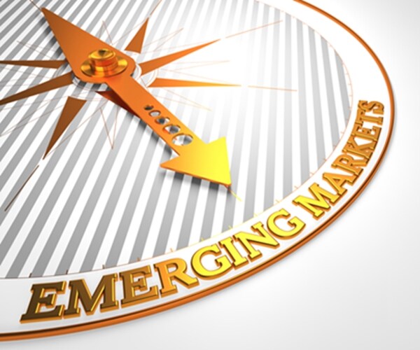 Mark Mobius: Finicky Pension Funds Flee Emerging Markets 