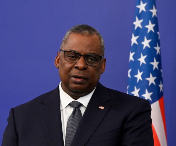 Defense Secretary Austin: Russian Hypersonic Missile Not 'Game Changer' in Ukraine