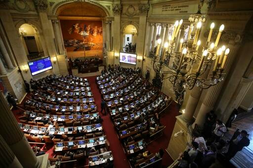Colombia's Congress Ratifies Peace Accord with Rebels