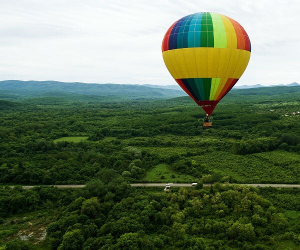 Texas Gov. Abbott Signs Law Allowing Hunting by Hot Air Balloon 