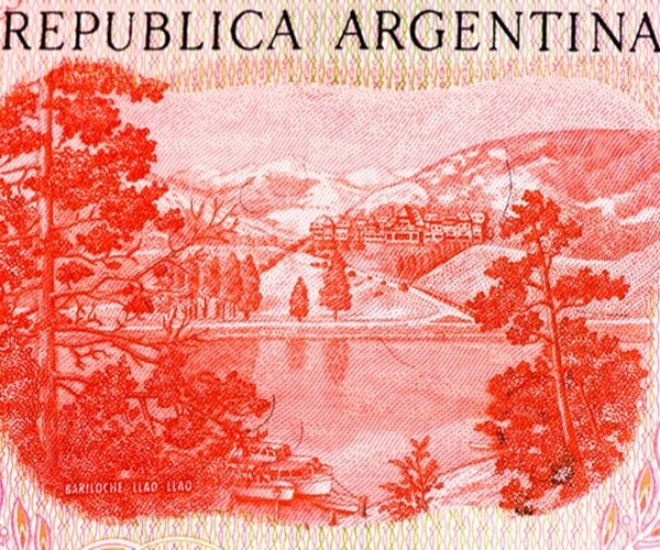 Money Manager Doubles Down on Crisis-Ridden Argentina's Bonds