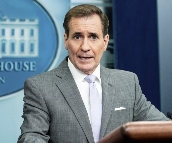 WH Signals US Won't Align With Iranian Opposition After Attacks