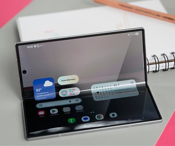 Samsung's New Line of Foldable Devices Starts at $899