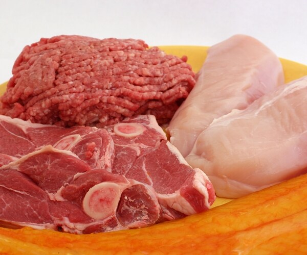 Rising Cost to Feed Animals Squeezing Meat Producers