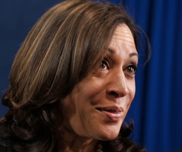 Harris Wants to Fine Companies That Pay Men More than Women