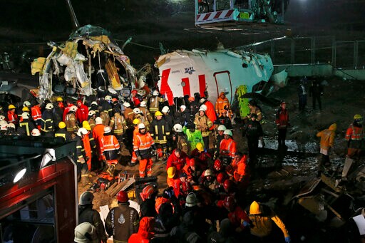 Flights Resume at Istanbul Airport after Plane Crash Kills 3