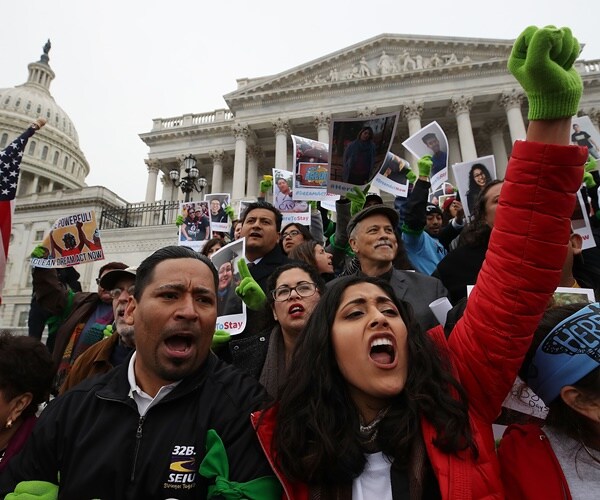 100 Biz Leaders to Congress: Ending DACA Will Create Workforce Crisis