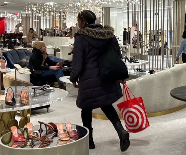 US Consumer Sentiment Improves in January