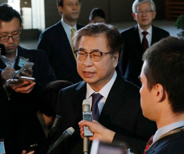 SKorea's Spy Chief Plays Key Role in Historic Meeting with North