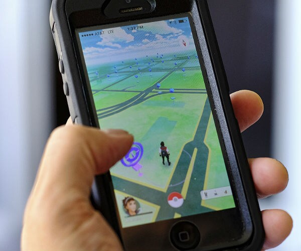 Pentagon Bans Pokémon Go App Over Security Concerns