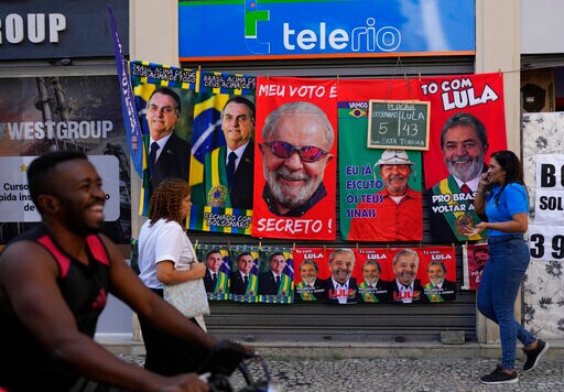 Brazil Towel Sales Emerge to Mock Mistrust of Polls