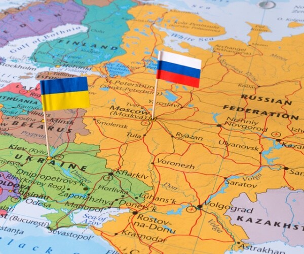 Ukrainian Diplomat Asserts 'No One Safe' if Russia Invades