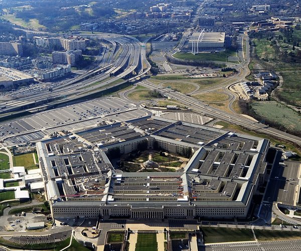 US Appeals Court Orders New Review of Trump Transgender Military Ban