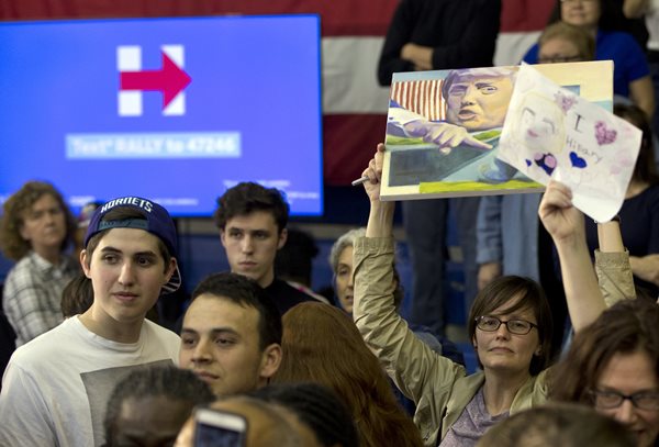 Independents Don't Want Either Candidate