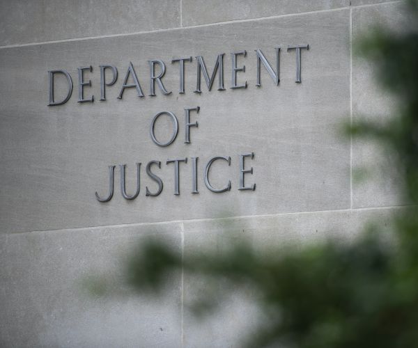 Arizona Woman Who Tried to Send Money to al-Queda Arrested by FBI