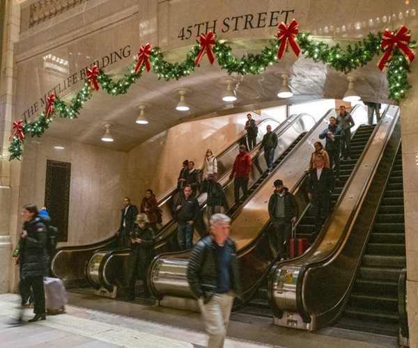 A Thanksgiving Tradition Returns: Hectic Travel