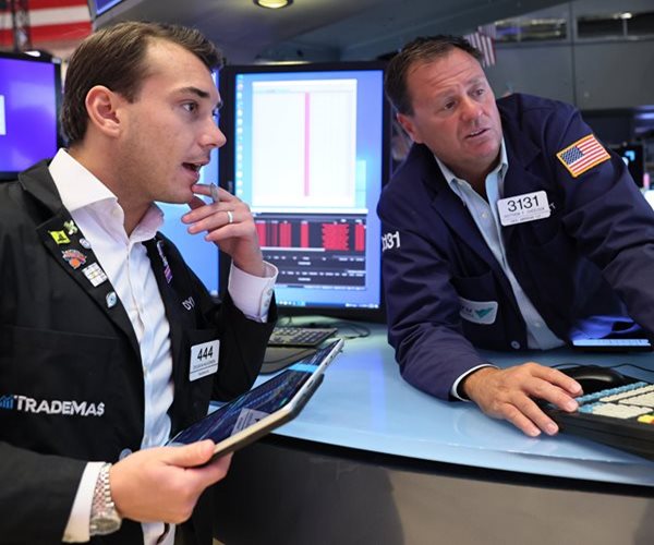 Investors Take $39B of Global Equity Fund Assets