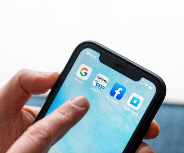 France Resumes Tax on Tech Giants, Seeks Deal With US