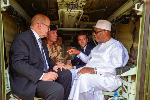 EXPLAINER: France in Sticky Situation amid Crisis with Mali