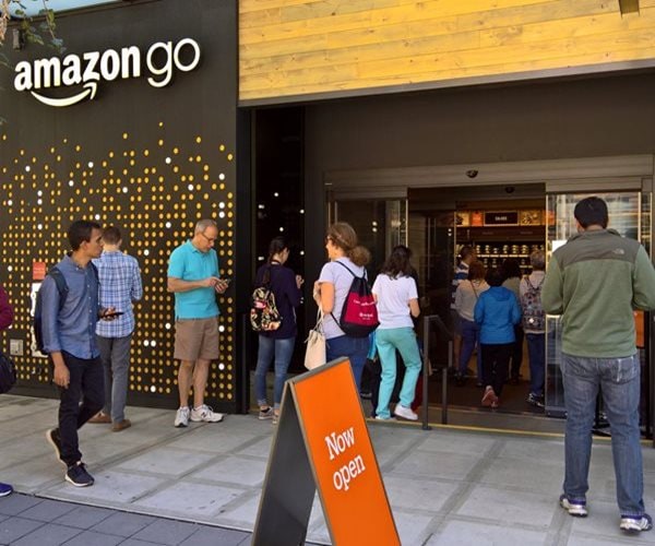 Amazon Axes Go, Fresh in Pivot to Whole Foods