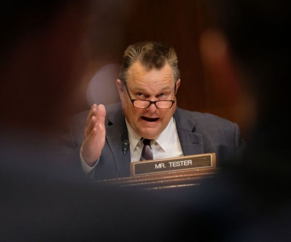 Tester Sidesteps Endorsement of Fellow Montana Dem. Gov Bullock