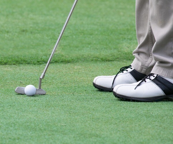 Retired Pro Golfers to Get Freedom Medal