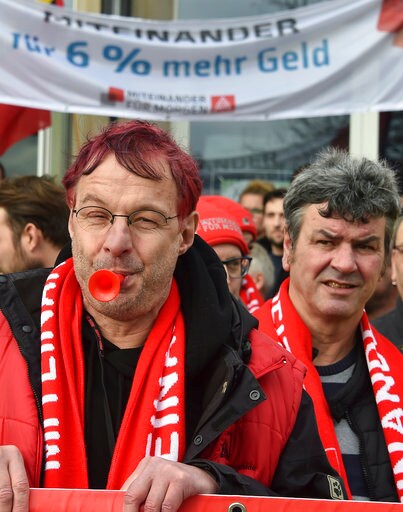 German Union Head: Strikes Could Escalate If No Deal Soon