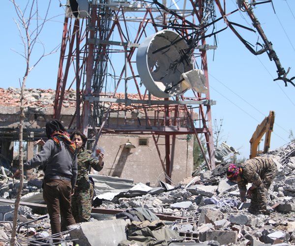 Turkey Hits US-Backed Kurdish Fighters in Iraq's Sinjar, Northeast Syria