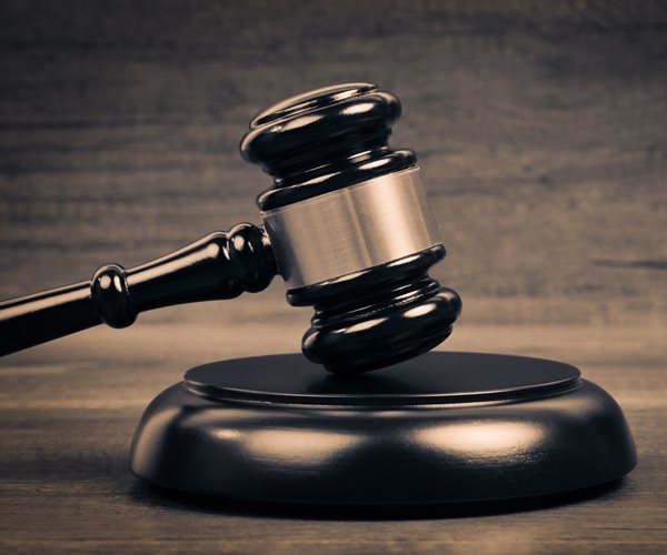 New York Lawyer Tries Trump Argument: Flippers Should Be Outlawed