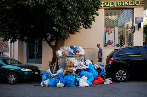 Greece: Garbage Piles up in Athens amid Strikes