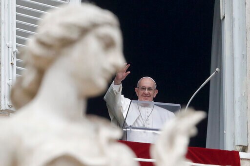 Amid Wall Debate, Pope Visits Panama with Migration in Mind