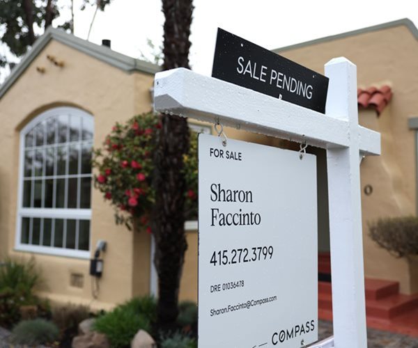 Home Buyers Persevere Despite High Prices, Rates