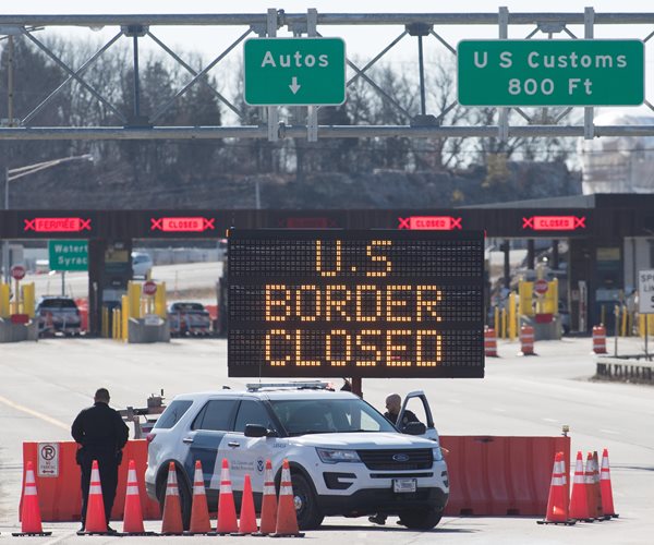 Canada Slams Reported Trump Plan to Deploy Troops at Northern Border 