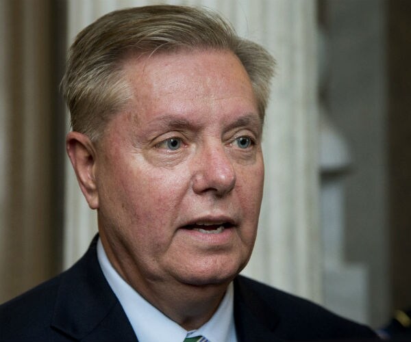 Lindsey Graham, Ben Cardin Push For Veto-Proof Russia Sanctions