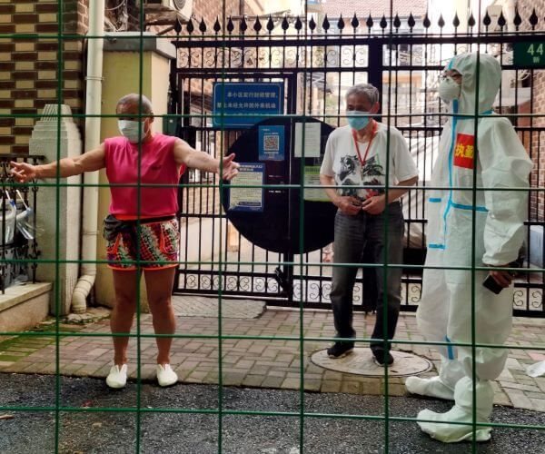 China COVID Jitters Flare Up as Shanghai Resumes Lockdowns