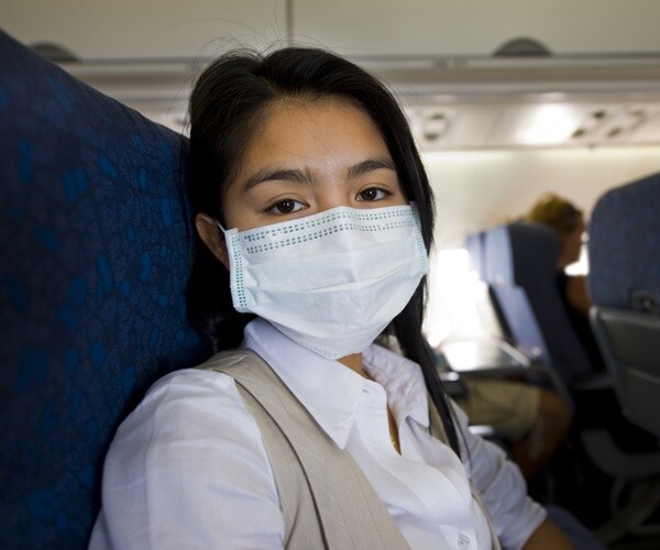 Fearful Commuters on Trains, Buses Hold One Key to US Recovery